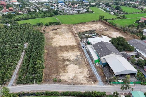 Land in Sam Phran, Thailand 1600 sq.m. № 169155 - photo 2