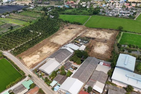 Land in Sam Phran, Thailand 1600 sq.m. № 169155 - photo 5