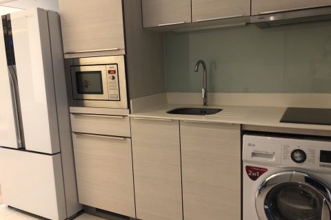 Studio dans le Condo à Watthana, Bangkok, Thaïlande  № 153303 - photo 5