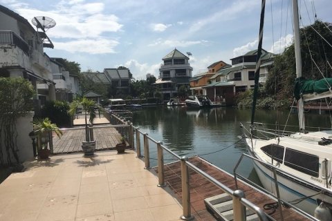 Maison à Pattaya, Thaïlande 4 chambres № 153308 - photo 2