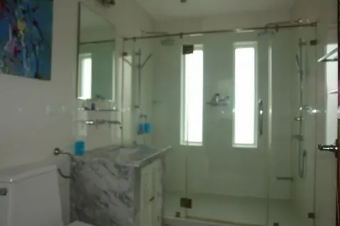 Casa de 4 dormitorios en Pattaya, Tailandia № 213137 - foto 18