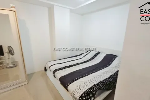 Condominio de 2 dormitorios en Jomtien Beach, Pattaya, Tailandia № 213140 - foto 10