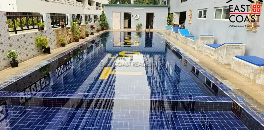 Condominio de 2 dormitorios en Jomtien Beach, Pattaya, Tailandia № 213140