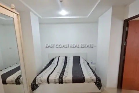 Condominio de 2 dormitorios en Jomtien Beach, Pattaya, Tailandia № 213140 - foto 6