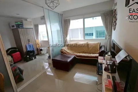 Condominio de 2 dormitorios en Jomtien Beach, Pattaya, Tailandia № 213140 - foto 4