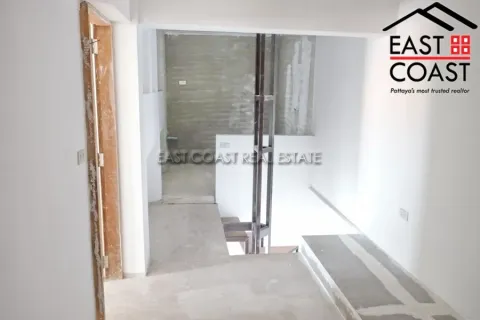 Condominio de 2 dormitorios en Jomtien Beach, Pattaya, Tailandia № 213141 - foto 13