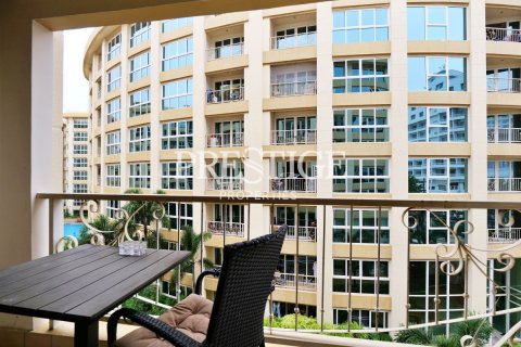 Condo in Pattaya, Thailand, 2 bedrooms № 198662 - photo 13