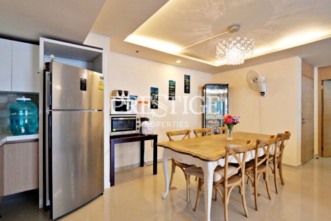 Condo in Pattaya, Thailand, 2 bedrooms № 198662 - photo 5
