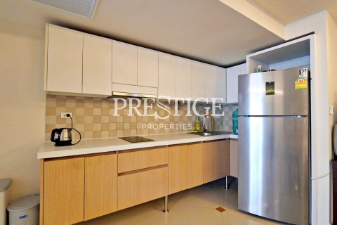 Condo in Pattaya, Thailand, 2 bedrooms № 198662 - photo 6
