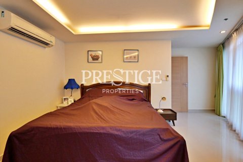 Condo in Pattaya, Thailand, 2 bedrooms № 198662 - photo 8