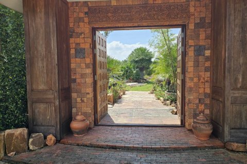 Вилла в Хуа Хине, Таиланд с 4 спальнями  № 151876 - фото 9