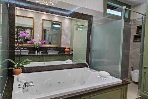 Вилла в Хуа Хине, Таиланд с 4 спальнями  № 151876 - фото 5