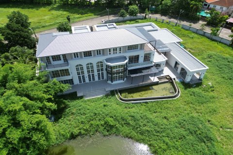 Villa à Mae Rim, Thaïlande 5 chambres № 151875 - photo 6