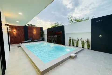 Вилла в Паттайе, Таиланд с 5 спальнями  № 151874 - фото 3