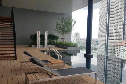 Studio dans le Condo à Bang Rak, Bangkok, Thaïlande  № 136497 - photo 6