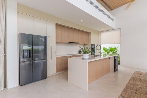 Villa in Phuket, Thailand 5 bedrooms № 136498 - photo 6