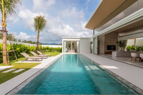Villa in Phuket, Thailand 5 bedrooms № 136498 - photo 29
