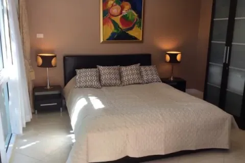 House in Pattaya, Thailand 3 bedrooms № 149487 - photo 8