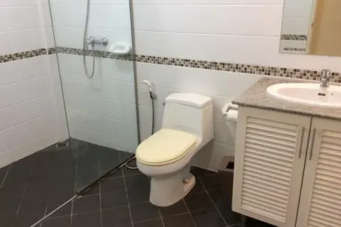 House in Pattaya, Thailand 3 bedrooms № 149487 - photo 9