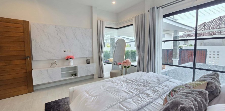 Villa in Hua Hin, Thailand 3 bedrooms № 149384