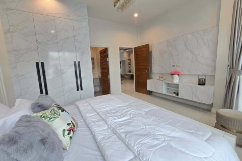 Villa in Hua Hin, Thailand 3 bedrooms № 149384 - photo 9