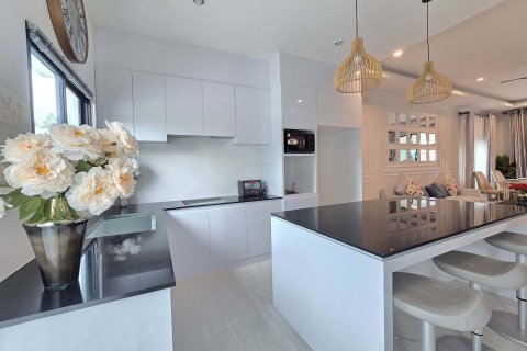 Villa in Hua Hin, Thailand 3 bedrooms № 149384 - photo 15