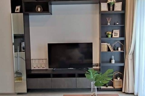 Studio dans le Condo à Phra Khanong, Bangkok, Thaïlande  № 140850