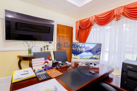 House in Pattaya, Thailand 7 bedrooms № 196830 - photo 30
