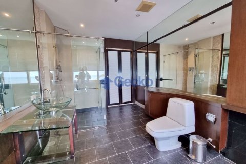 Condo in Pattaya, Thailand, 2 bedrooms № 196828 - photo 4