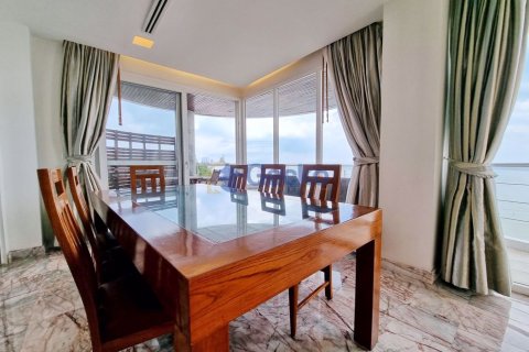 Condo in Pattaya, Thailand, 2 bedrooms № 196828 - photo 11