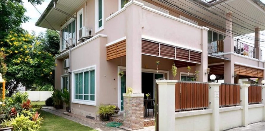 Duplex in Phuket, Thailand 4 bedrooms № 145733
