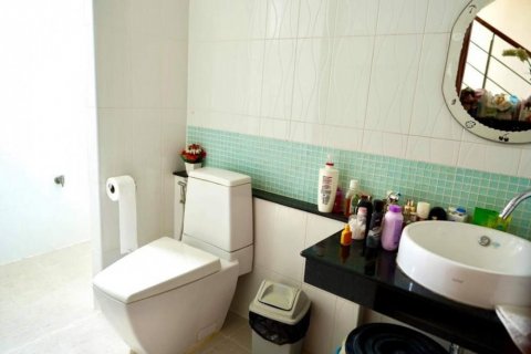 Duplex in Phuket, Thailand 4 bedrooms № 145733 - photo 26