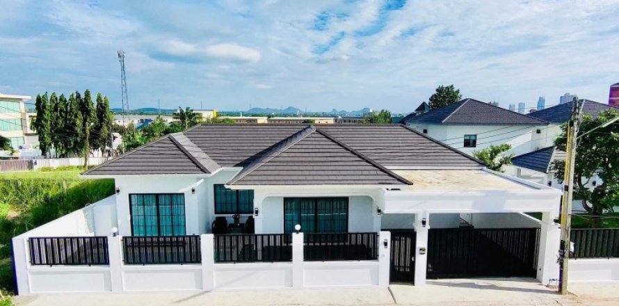 Дом в Паттайе, Таиланд с 3 спальнями № 163947