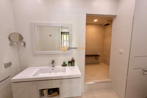 Studio dans le Condo sur Jomtien Beach, Pattaya, Thaïlande № 163943 - photo 14