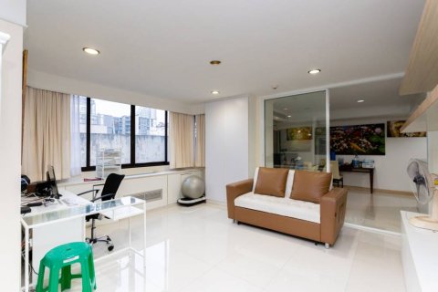 Condo à Khlong Toei, Bangkok, Thaïlande, 1 chambre № 172673 - photo 4