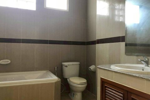 Maison à Pattaya, Thaïlande 3 chambres № 172670 - photo 9