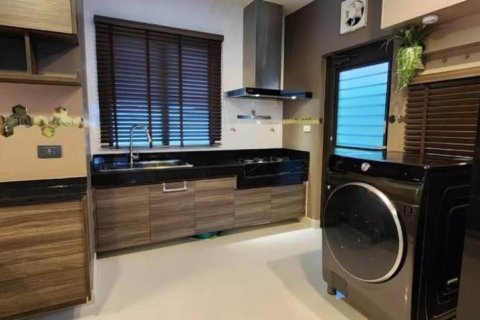 House in Phuket, Thailand 4 bedrooms № 172669 - photo 5