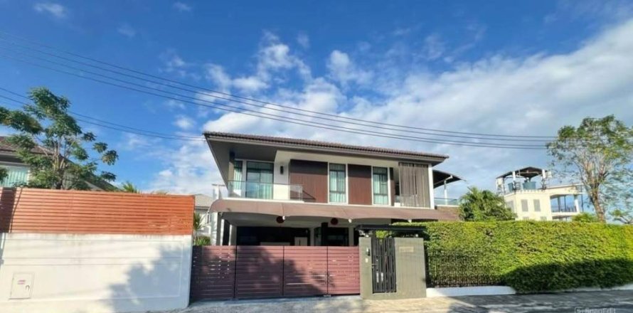 House in Phuket, Thailand 4 bedrooms № 172669