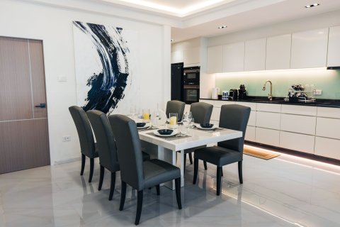 Таунхаус в Хуа Хине, Таиланд с 3 спальнями  № 171080 - фото 4