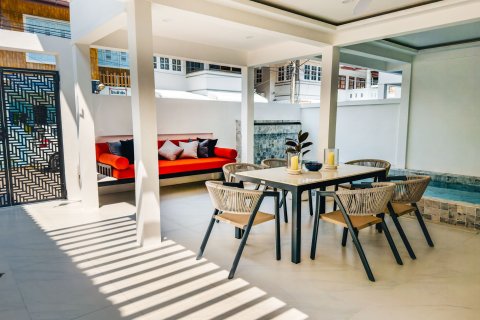 Таунхаус в Хуа Хине, Таиланд с 3 спальнями  № 171080