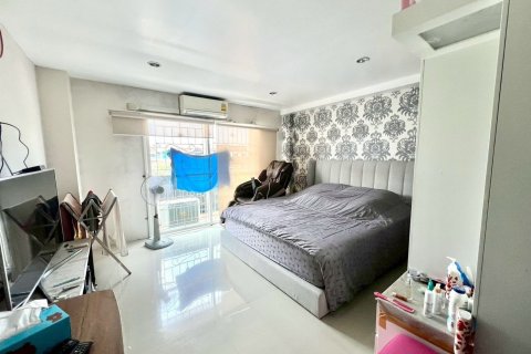 Townhouse à Lat Phrao, Bangkok, Thaïlande 2 chambres № 171082 - photo 8