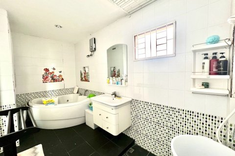 Townhouse à Lat Phrao, Bangkok, Thaïlande 2 chambres № 171082 - photo 12