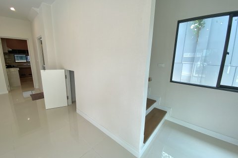 Maison à Prawet, Bangkok, Thaïlande 4 chambres № 171086 - photo 10