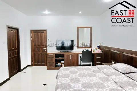 Casa de 2 dormitorios en Pattaya, Tailandia № 213716 - foto 10