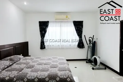 Casa de 2 dormitorios en Pattaya, Tailandia № 213716 - foto 9