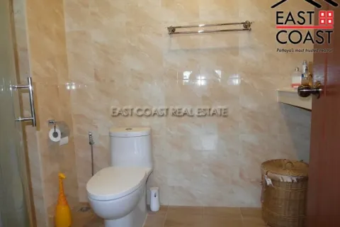 Condominio de 2 dormitorios en Jomtien Beach, Pattaya, Tailandia № 213713 - foto 6