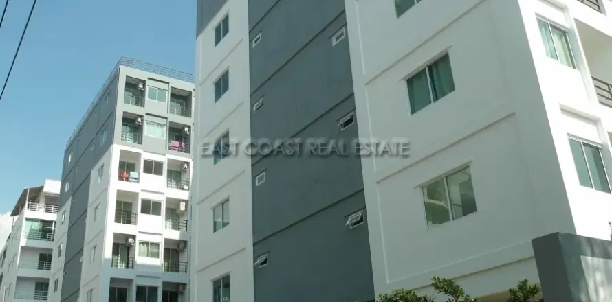 Condominio de 2 dormitorios en Jomtien Beach, Pattaya, Tailandia № 213713