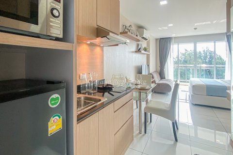 Studio dans le Condo à Pattaya, Thaïlande  № 205191