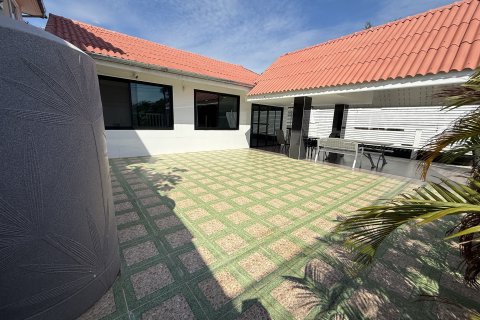 Дом в Хуа Хине, Таиланд с 4 спальнями  № 156598 - фото 2