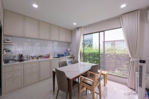 House in Sai Mai, Bangkok, Thailand 4 bedrooms № 156597 - photo 6